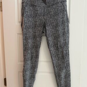 Athleta Black and White Patterned Brooklyn Pant